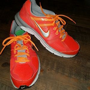 Nike running shoes 7.5 neon orange EUC